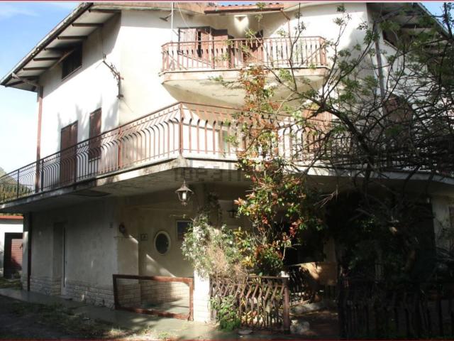 Villetta indipendente in vendita di 270 m² in Località Rotarelle