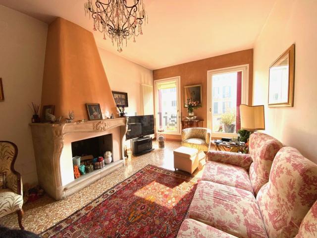 Villetta indipendente in vendita di 270 m²