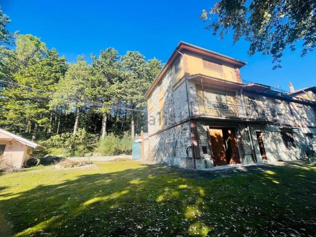 Villetta indipendente in vendita di 270 m²