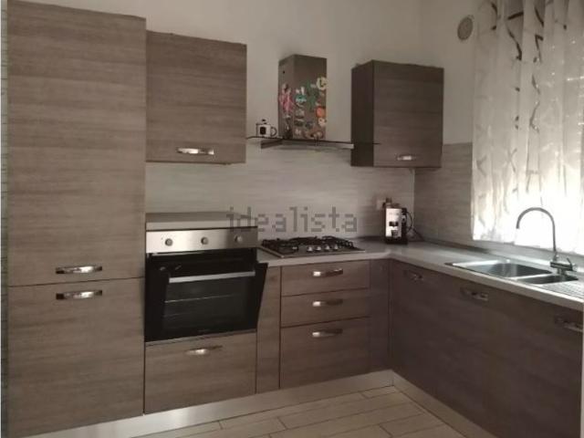 Villetta indipendente in vendita di 270 m² in Via Caduti della Libertà