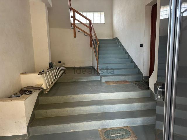 Villetta indipendente in vendita di 270 m² in Via Carlo Levi