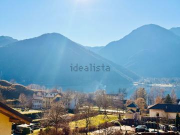 Villetta indipendente in vendita di 270 m² in Via Cesare Risatti