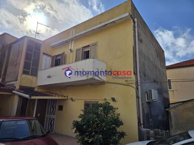 Villetta indipendente in vendita di 270 m² in Via Baraccamento