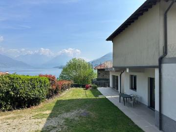 Villetta indipendente in vendita di 270 m² in Via Bellera