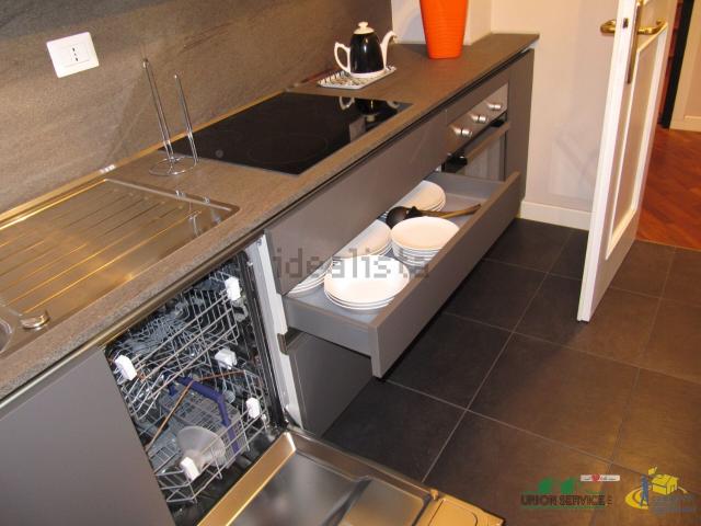 Villetta indipendente in vendita di 270 m² in Via Giuseppe Verdi