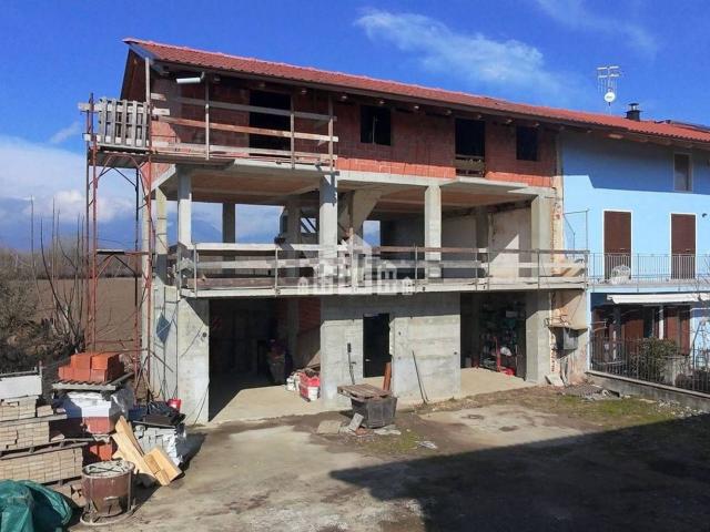 Villetta indipendente in vendita di 270 m² in Via Fiorana, 91