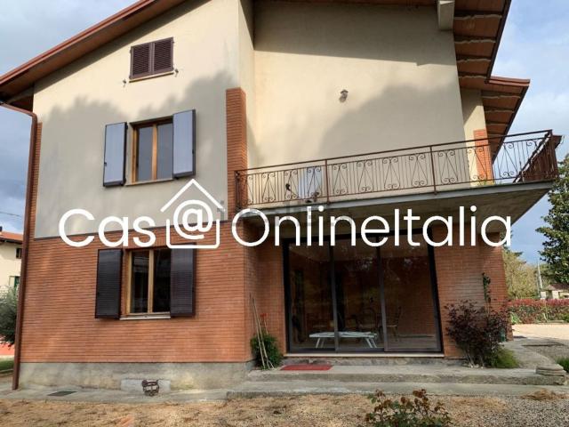 Villetta indipendente in vendita di 270 m² in Via Madonna del Popolo, 32