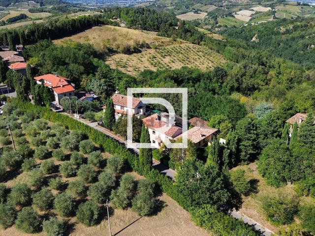 Villetta indipendente in vendita di 270 m² in Via Polenta, 631