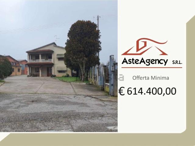 Villetta indipendente in vendita di 270 m² in Via Palazzina