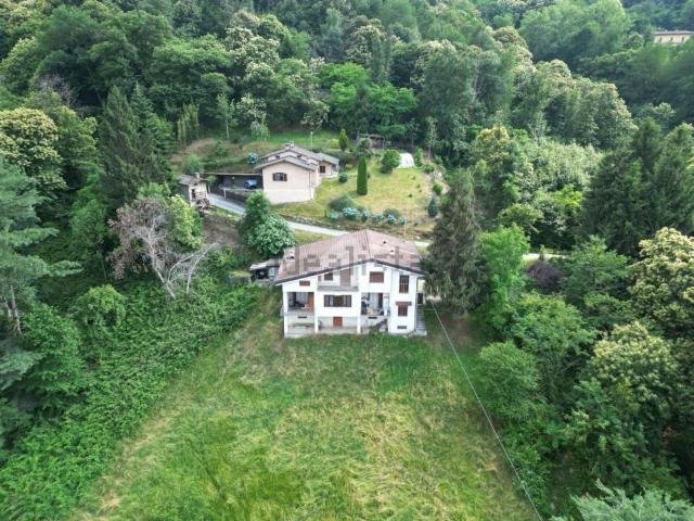 Villetta indipendente in vendita di 270 m² in Via Pian Bellino, 5