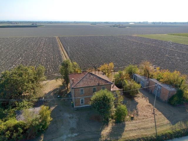 Villetta indipendente in vendita di 270 m² in Via Reale, 12