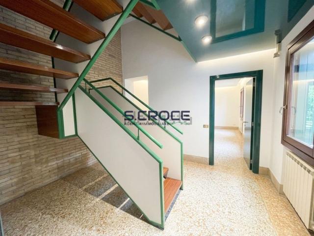 Villetta indipendente in vendita di 270 m² in Corso Vittorio Emanuele II, 171