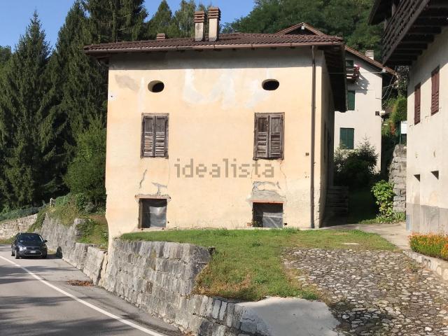 Villetta indipendente in vendita di 270 m² in Località Latini, 96