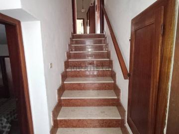 Villetta indipendente in vendita di 271 m² in Strada Provinciale 44 del Noce