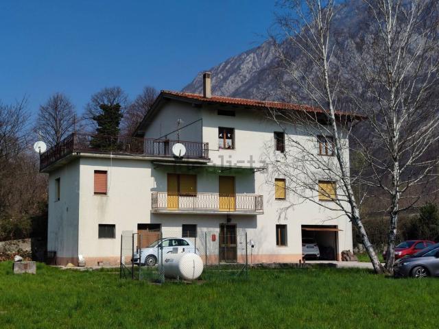Villetta indipendente in vendita di 272 m²