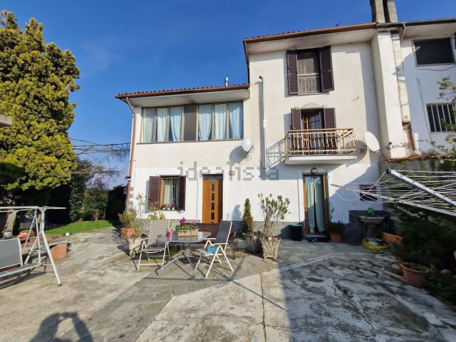 Villetta indipendente in vendita di 273 m² in Frazione Popolo Cantone Corno, 138