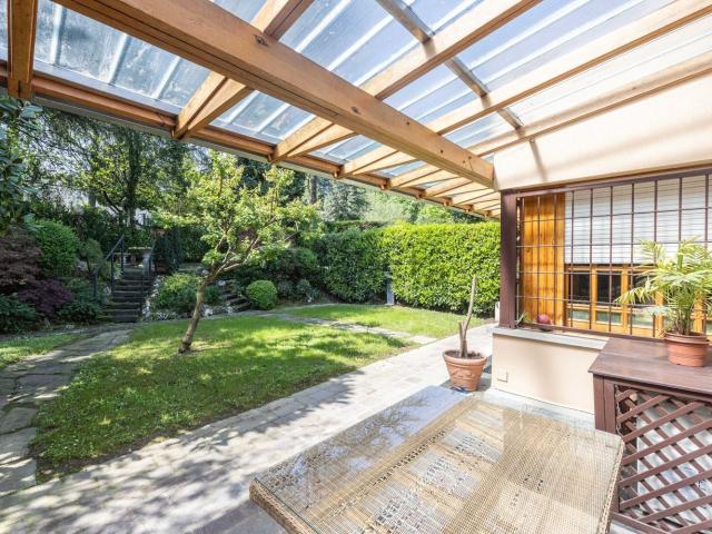 Villetta a schiera in vendita di 274 m² in Via Don Giovanni Minzoni, 168