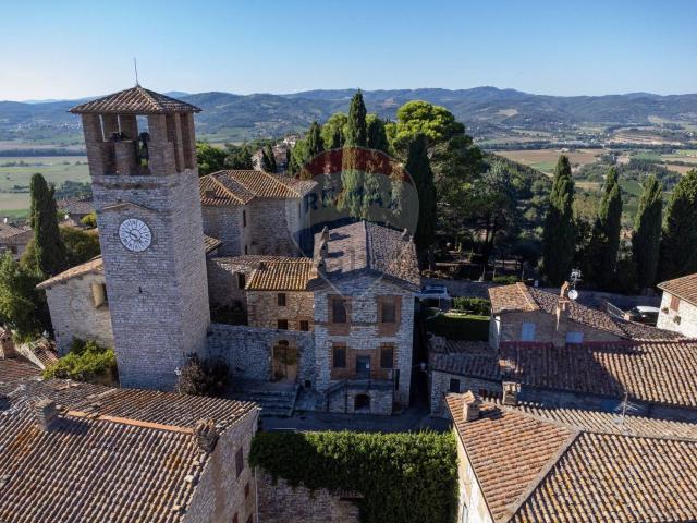 Villetta indipendente in vendita di 275 m² in Via del Castello, 8