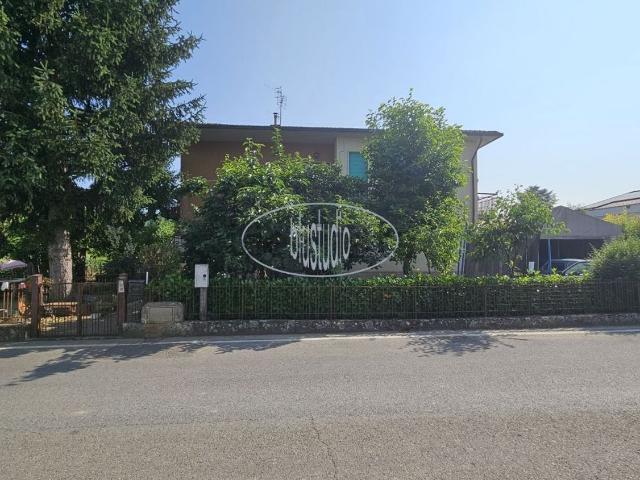 Villetta indipendente in vendita di 275 m² in Via di Scampata, 135