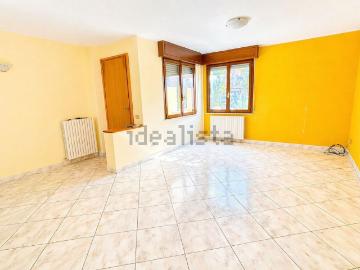Villetta indipendente in vendita di 275 m² in Via Villagrande