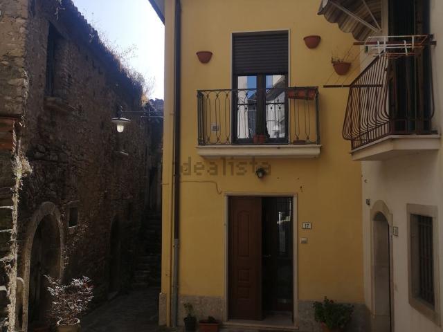 Villetta indipendente in vendita di 275 m² in Piazza Cristo Re, 13