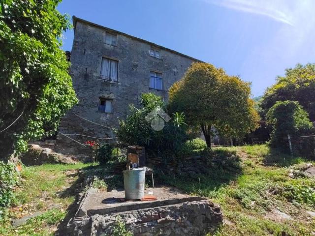 Villetta indipendente in vendita di 276 m² in Salita al Garbo