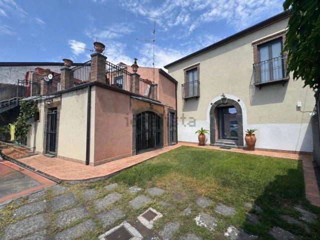 Villetta indipendente in vendita di 277 m²