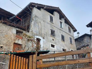 Villetta indipendente in vendita di 277 m² in Via belmonte