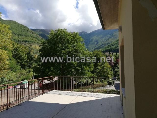 Villetta indipendente in vendita di 278 m²
