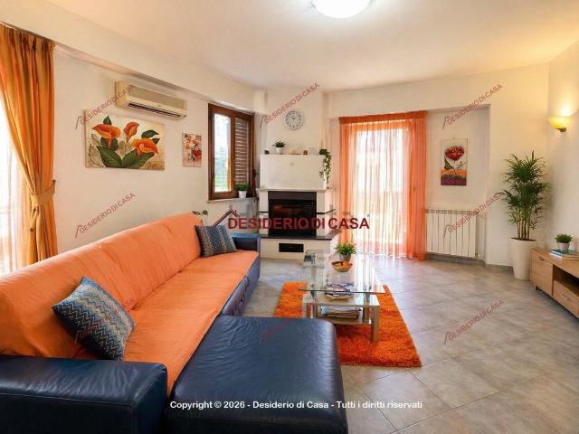 Villetta indipendente in vendita di 278 m² in Via Antonello, 38