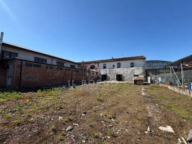 Villetta indipendente in vendita di 278 m² in Via Michelangelo, 10