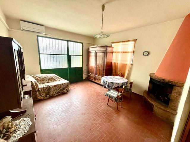 Villetta indipendente in vendita di 278 m² in Piazza della Vittoria
