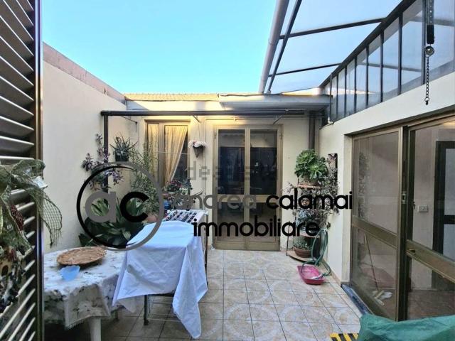 Villetta indipendente in vendita di 280 m² in Via Casello