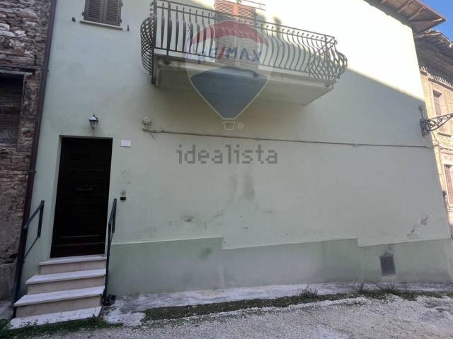 Villetta indipendente in vendita di 280 m² in Via Castelfidardo, 33