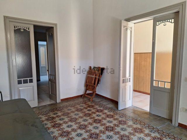 Villetta indipendente in vendita di 280 m² in Via Giuseppe Garibaldi, 259