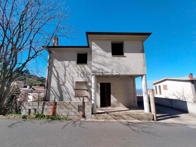 Villetta indipendente in vendita di 280 m² in Via De Gasperi, 5