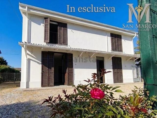 Villetta indipendente in vendita di 280 m² in Via dei Mori, 6