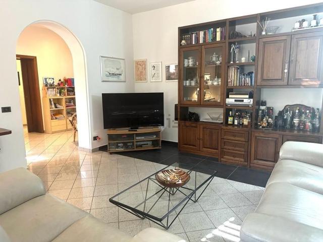Villetta indipendente in vendita di 320 m² in Via dei Cappuccini, 50053
