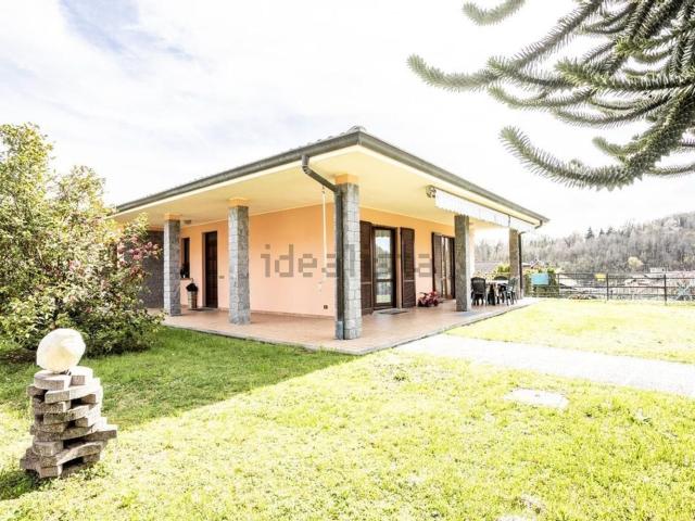 Villetta indipendente in vendita di 280 m² in Via della Cappelletta, 14