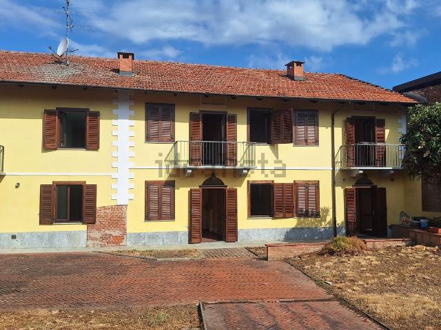 Villetta indipendente in vendita di 280 m² in Via Edmondo de Amicis, 52