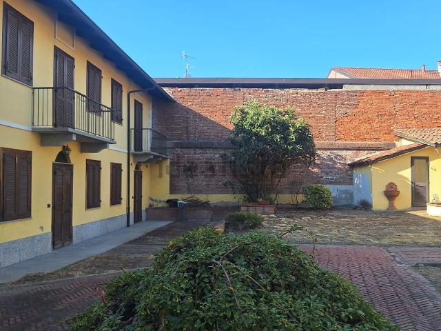 Villetta indipendente in vendita di 280 m² in Via Edmondo de Amicis, 52