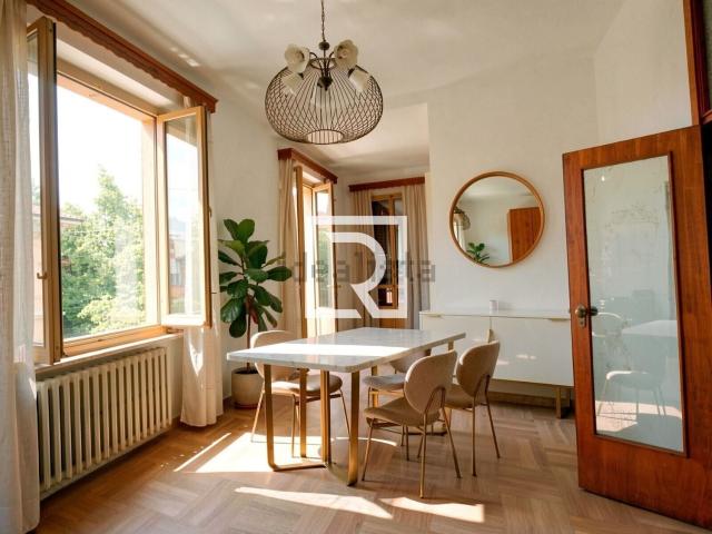 Villetta indipendente in vendita di 280 m² in Via Ercolana