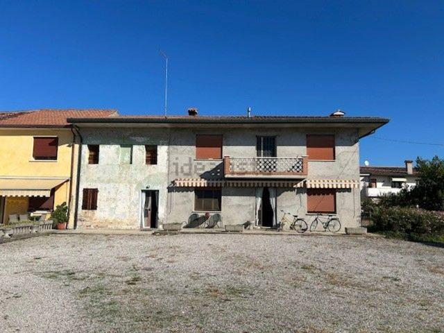 Villetta indipendente in vendita di 280 m² in Via Masaccio