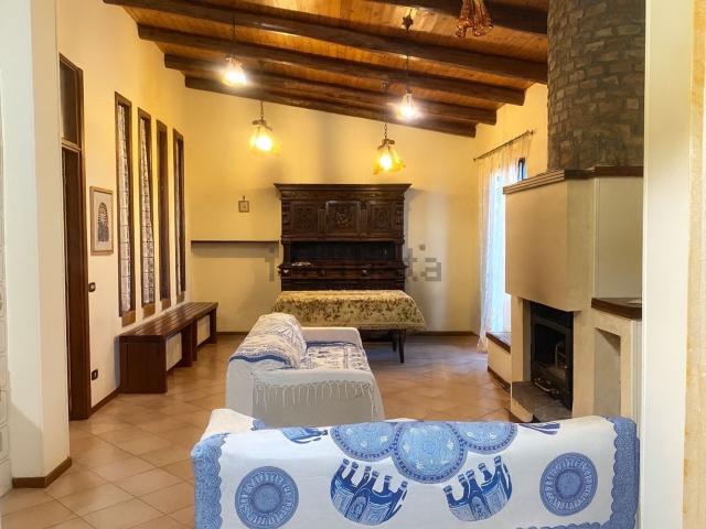 Villetta indipendente in vendita di 280 m² in Via Sotto Gli Orti, 3