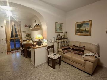 Ferruccia Pistoia, Via Buia Pistoia, Candeglia