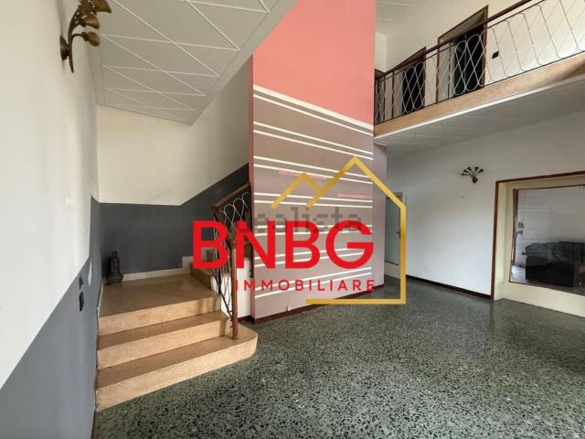 Villetta indipendente in vendita di 280 m² in Via Sigismondi, 55