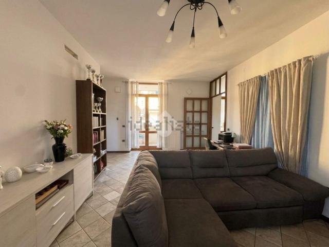 Villetta indipendente in vendita di 280 m² in Via Pietro Rosano, 10