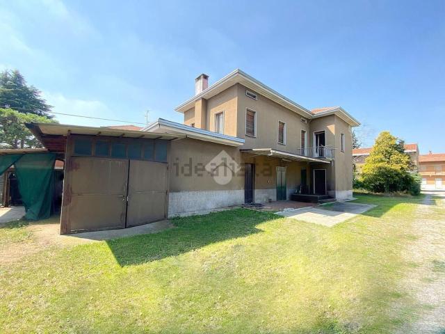 Villetta indipendente in vendita di 280 m² in Via Roma, 85