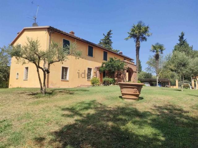 Villetta indipendente in vendita di 280 m² in Via Ramoni