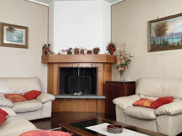 Villetta indipendente in vendita di 280 m² in Via Vicoli